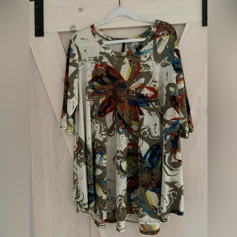 Connie Cream Graphic Flower Relaxed Blouse Top 3/4 long sleeves XXL Casual